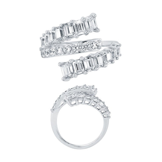 14KW DIAMOND BAGUETTE & ROUND CROSSOVER  RING