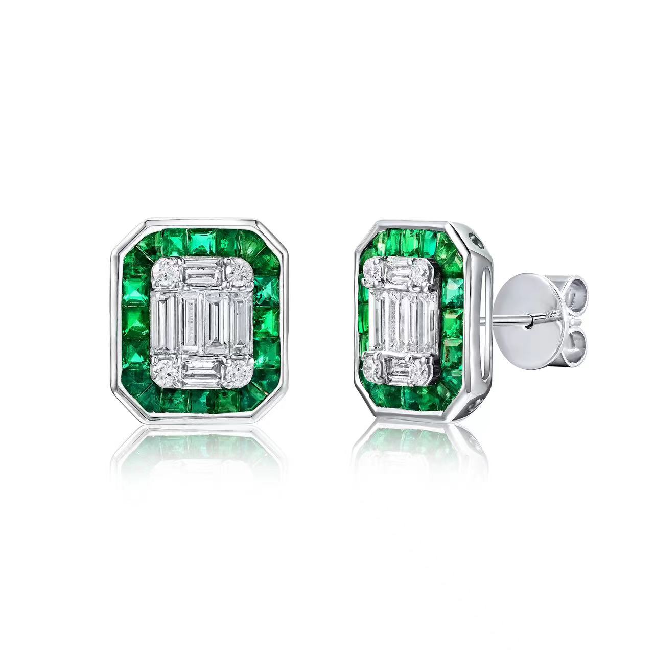 14KW PREC COLOR STUD MOSAIC EARS