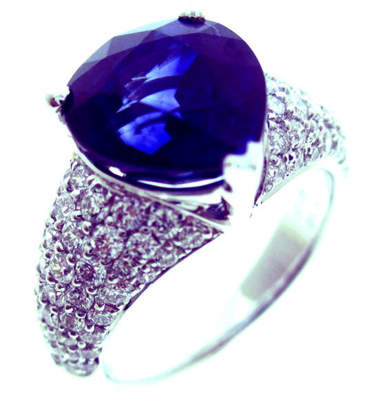 SAPPHIRE RING W/ DIAMOND