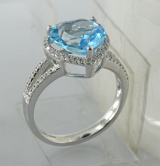 14KW BLUE TOPAZ RING W/DIA #7